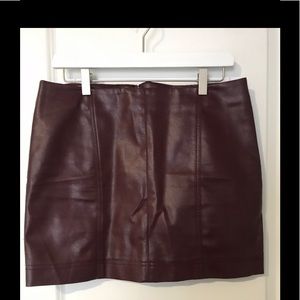 JOLT Faux Leather Skirt - Maroon